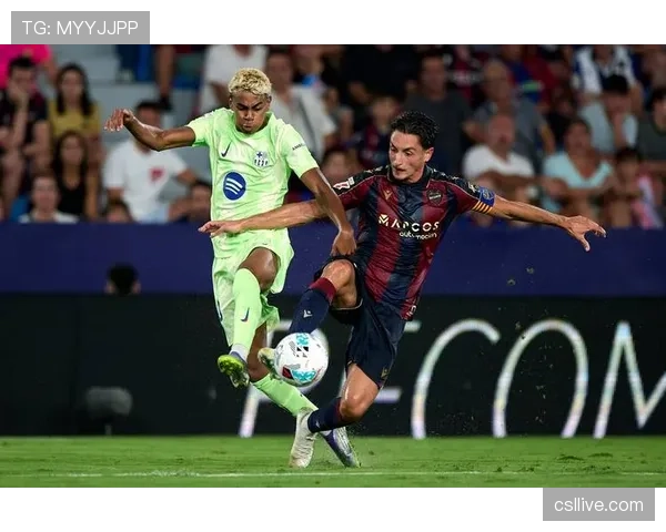 巴塞罗那主场3比0完胜莱万特 以1分优势重夺西甲榜首位置